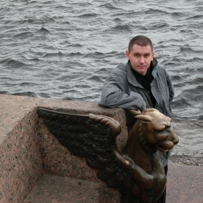 Олег Кузьменков